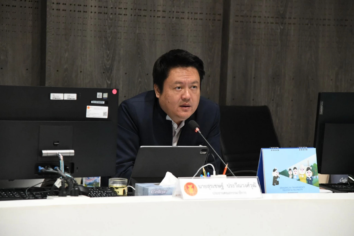 เด็กพรรคส้มป้อง 'ธนาธร' สวน 'สุริยะ' ให้โอกาสหลานบริหารเถอะ