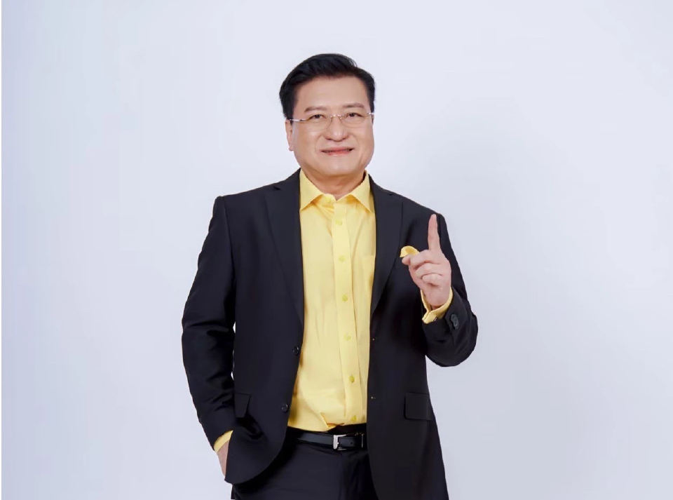 'นักวิชาการ' เตือนประชานิยมฉุดเศรษฐกิจประเทศ แนะออกกม.คุมนโยบาย-งบประมาณ