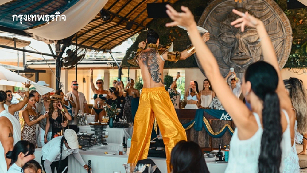 La Dolce Vita Sunday ยกบรรยากาศ ‘กรีซ’ สู่ หาดบางเทา ภูเก็ต