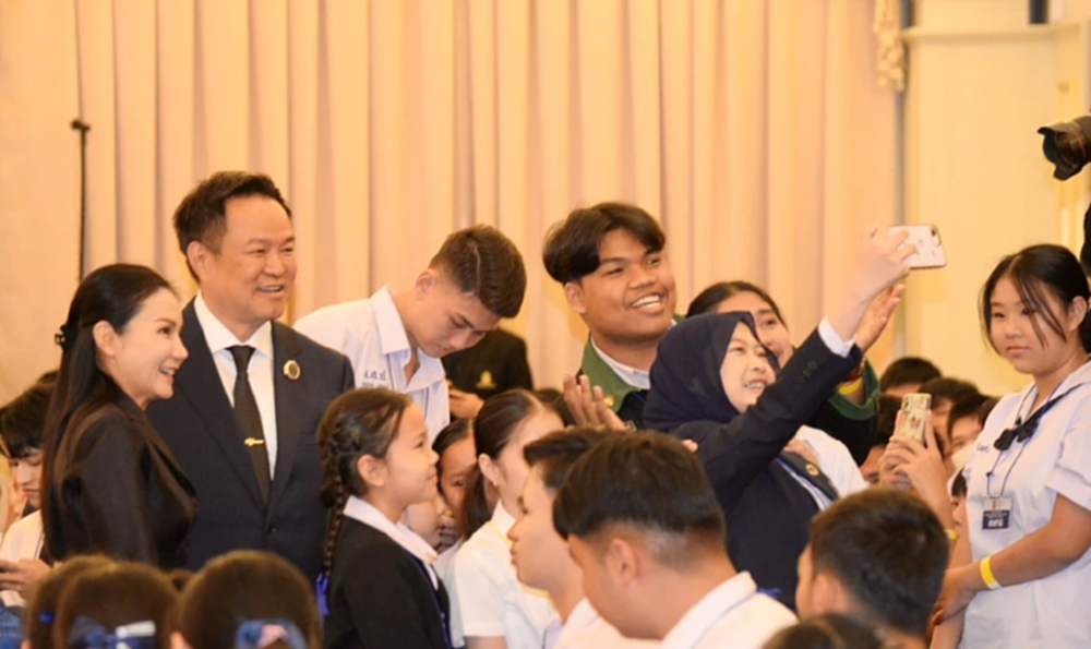 "นฤมล"นำเยาวชนดีเด่นเยี่ยมคาราวะ นายกฯ รับ วันเด็กแห่งชาติ 2569