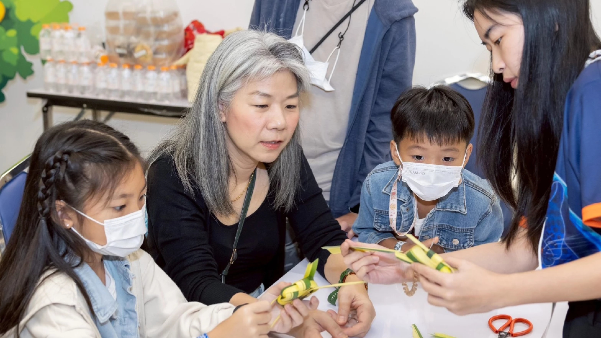 สุดว้าว! ราชวิทยาลัยจุฬาภรณ์ เปิดห้องผ่าตัดพาเด็กท่องอวกาศ