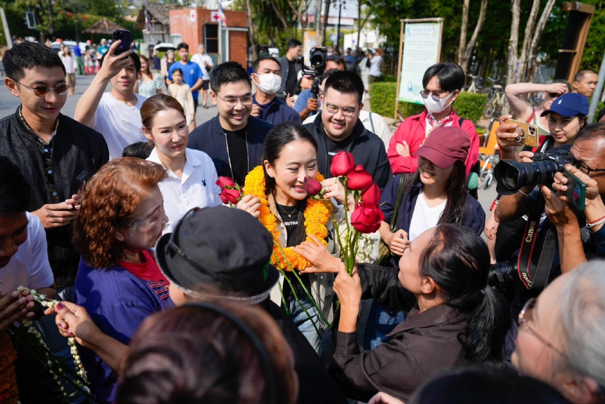 'แพทองธาร' ไปเชียงใหม่ ลุย 'จริงใจมาร์เก็ต' ช่วยเพื่อไทยหาเสียง