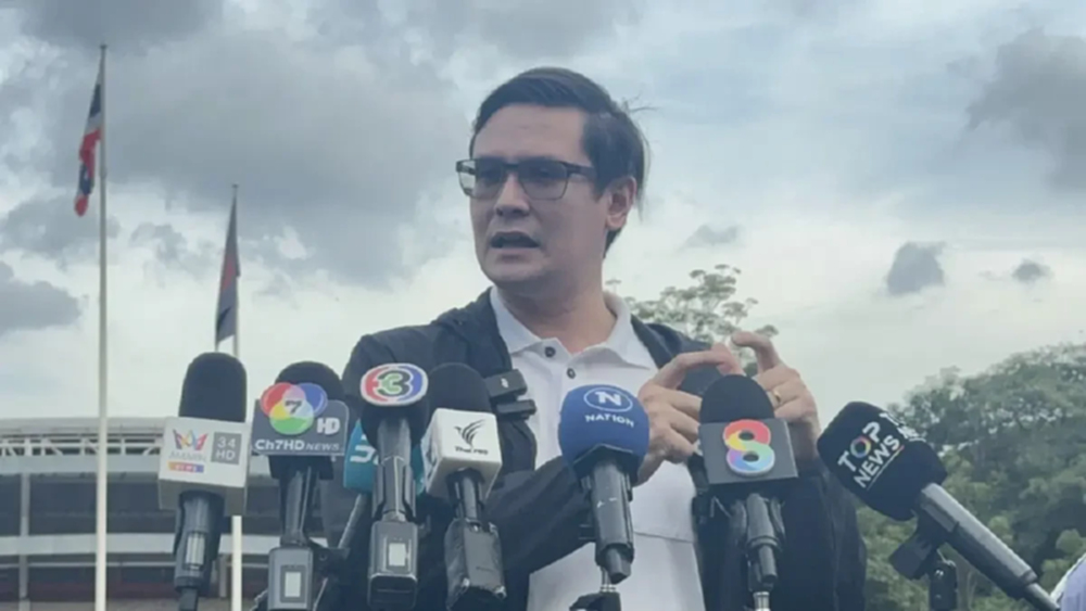 'โรม' ซัด 'อนุทิน' โหน รมต.กัมพูชาเชียร์ ปชน. ชี้ลูกไม้ตื้น ๆ