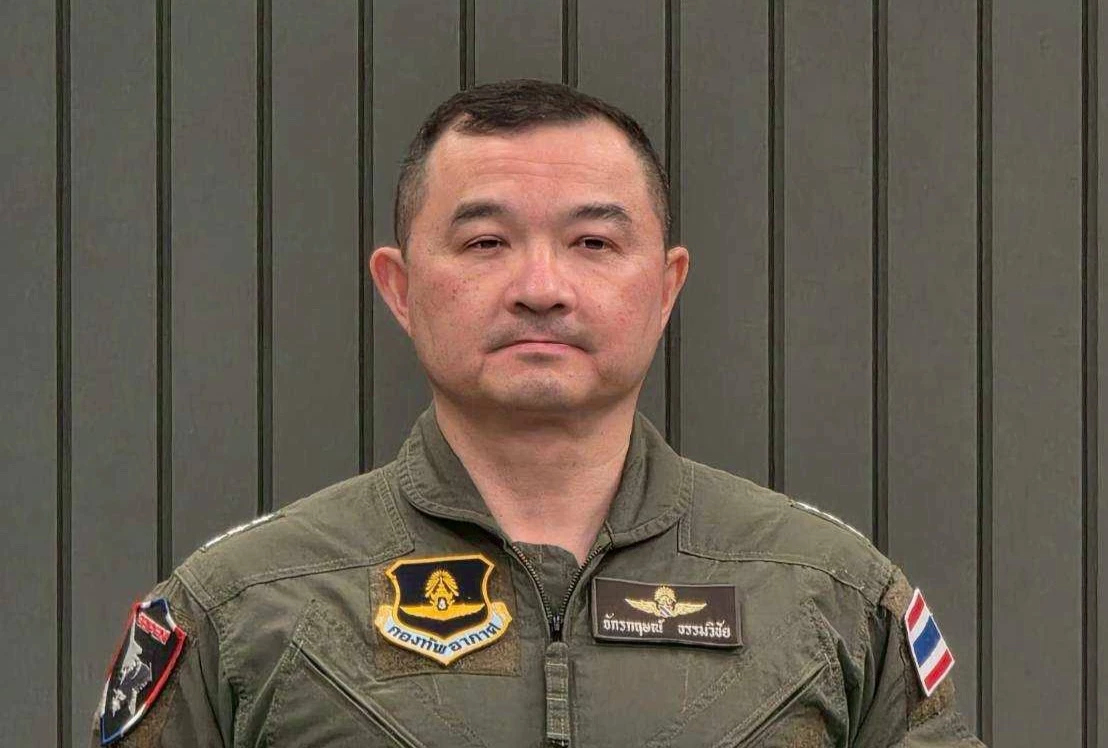 ทอ.ยัน นักบิน เสียชีวิต 2 นาย 'ผบ ทอ.'สั่งสอบ เครื่องบิน AT-6 ตก