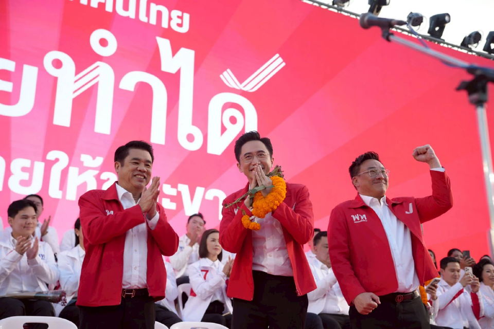 'ยศชนัน' ประกาศคนไทยต้องไร้จน - เติมให้เต็ม 3,000 บ. คนรายได้ต่ำ