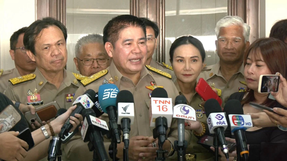 'ธรรมนัส' ยัน ปมยึดทรัพย์ 'ชนนพัฒฐ์' ไม่กระทบหาเสียงพรรคกล้าธรรม