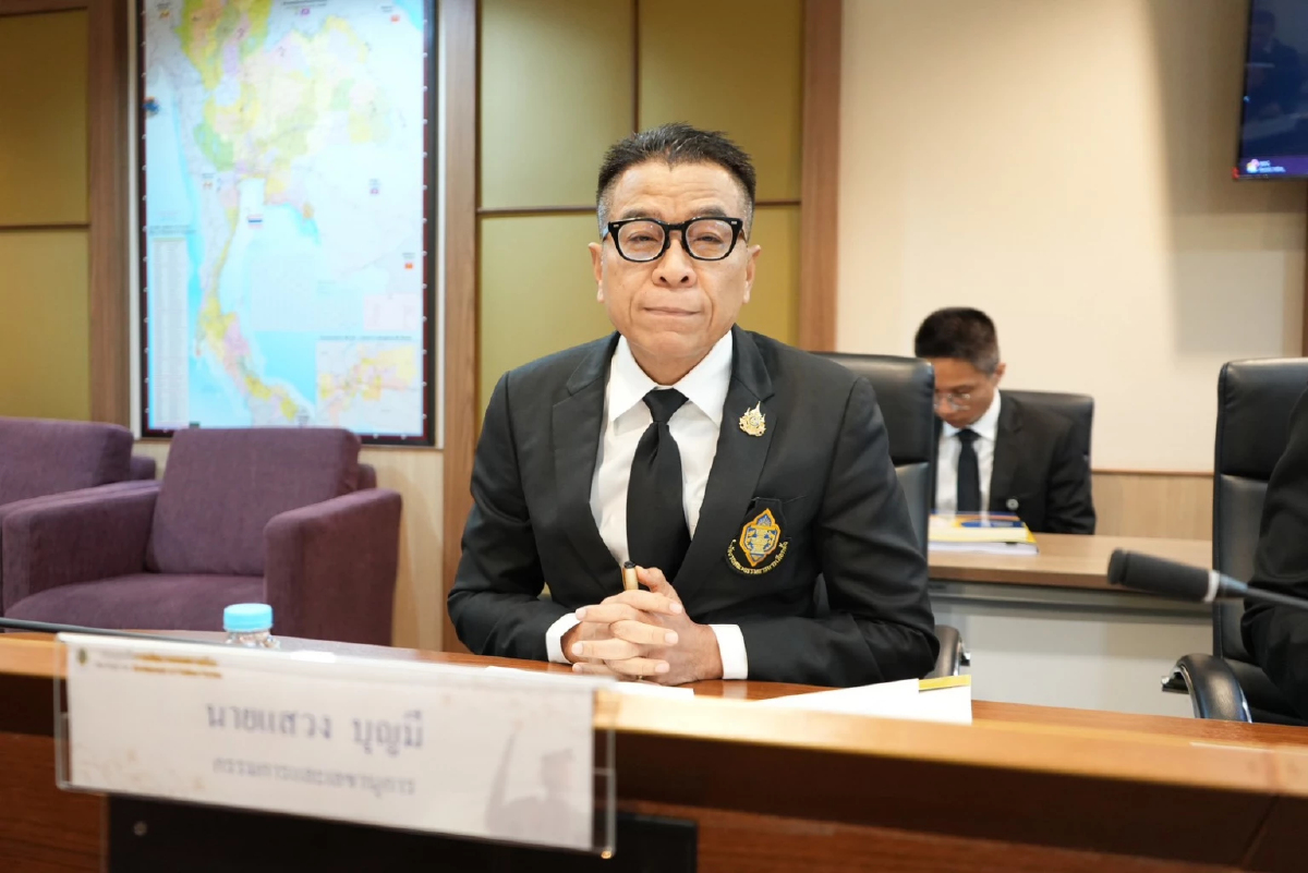 กกต.เรียก ปชน.แจงใช้งบนโยบายหาเสียง ลุยสอบบิ๊กล็อตอีก 51 พรรค