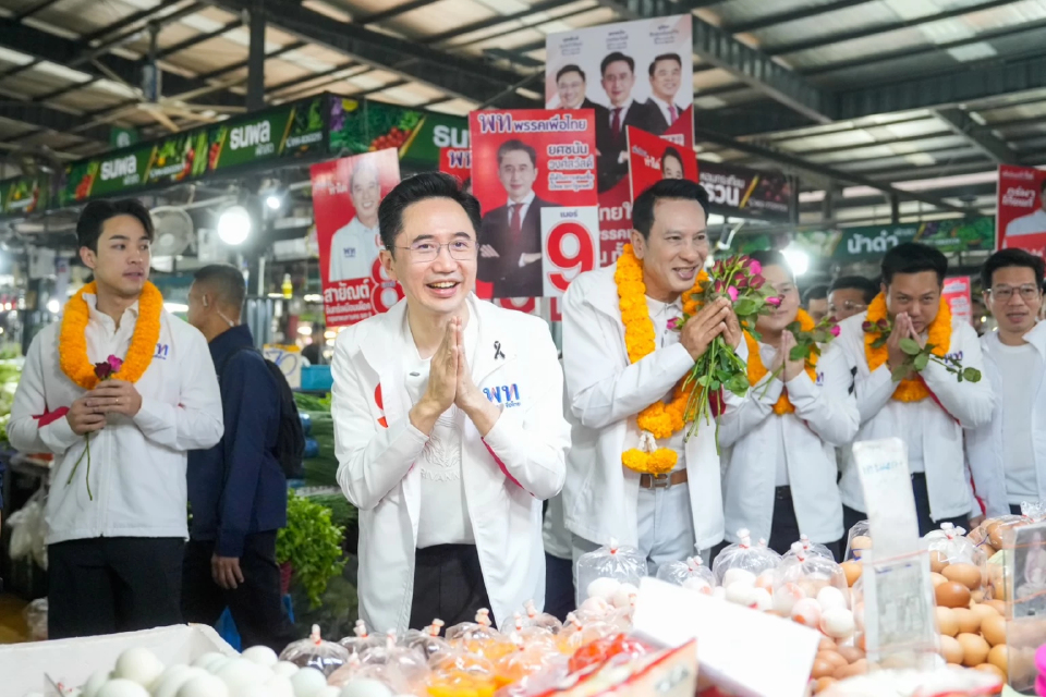 'ยศชนัน' นำผู้สมัครสส. หาเสียงตลาดยิ่งเจริญ ชูนโยบายขยายโอกาส