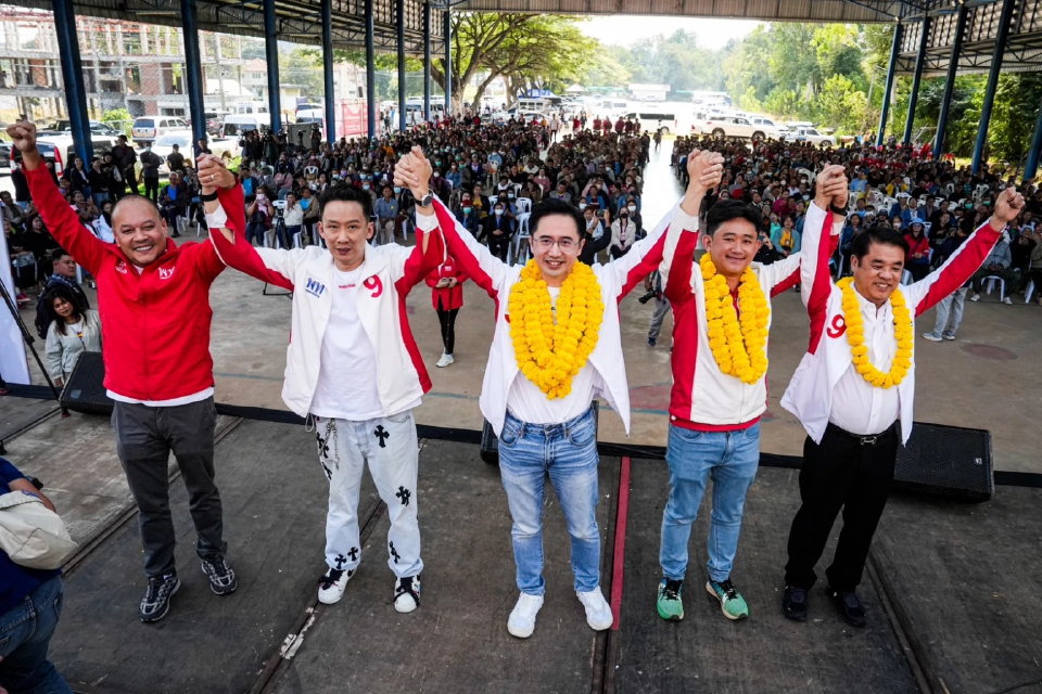 ‘ยศชนัน’ เสียใจเหตุเครนถล่มทับรถไฟ ปลุกเลือก พท.ปราบสแกมเมอร์