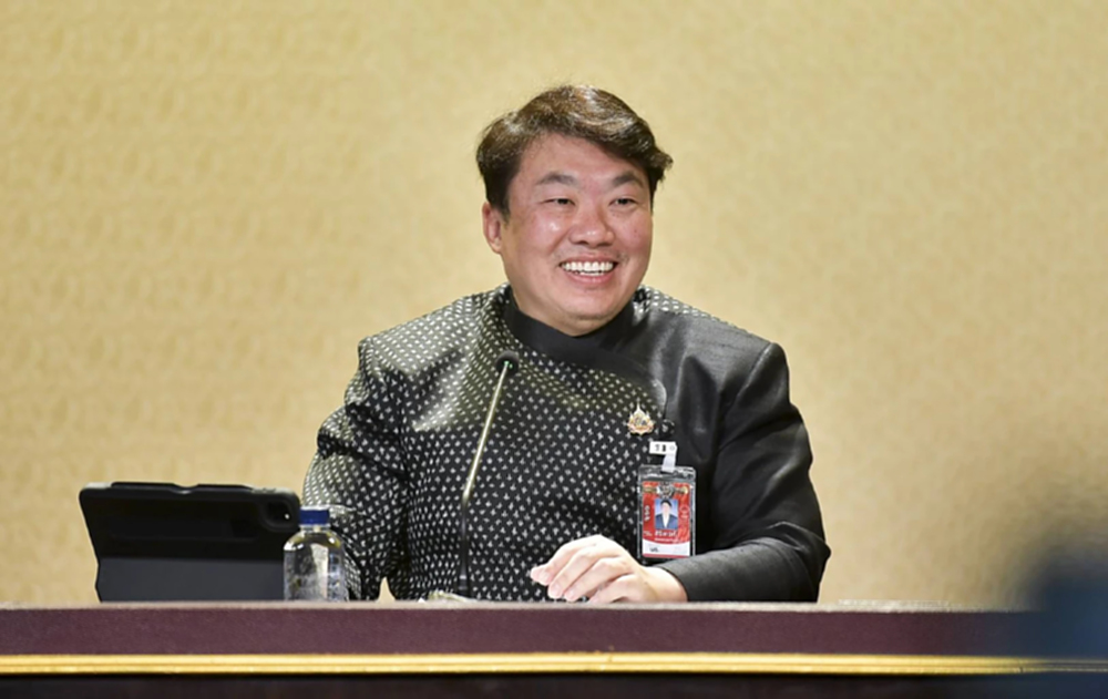 ครม.เบรกพาณิชย์ชงของบกลาง 1,680 ล้าน ดูดซับข้าวเปลือก 3 ล้านตัน เหตุผูกพันรัฐบาลใหม่