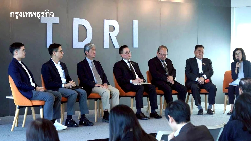 นักวิชาการ-เอกชน ห่วง ‘ประชานิยม‘ สร้างภาระการคลัง-ฉุดศก.ประเทศ