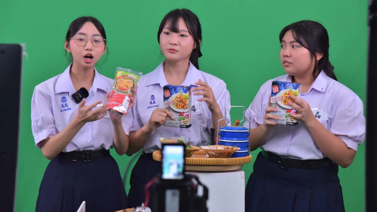 DPU ประกาศผลแชมป์ 4 ภาษา ม.ปลาย ชิงถ้วยพระราชทาน สมเด็จพระกนิษฐาธิราชเจ้าฯ