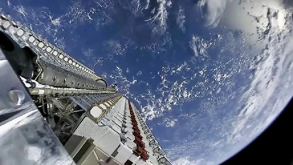 สหรัฐ ขยายอิทธิพลสื่อสาร สเปซเอ็กซ์ ส่งสตาร์ลิงก์ เพิ่ม 7,500 ดวง