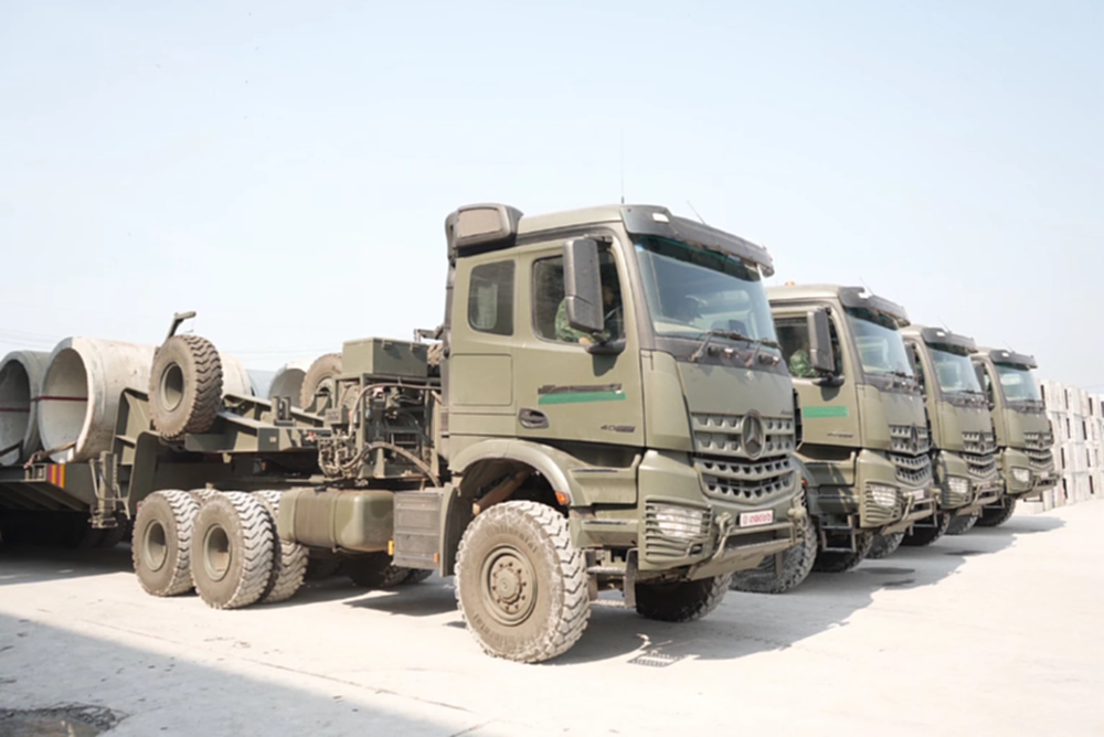 กอ.รมน.ส่ง บังเกอร์–วัสดุแนวกำบังจากประชาชน เสริมแกร่งชายแดนไทย–กัมพูชา