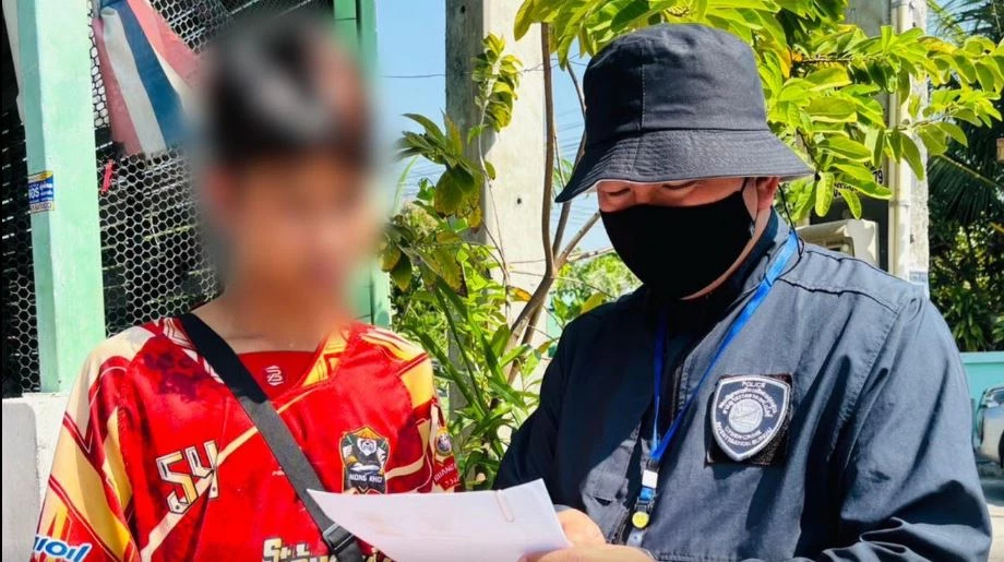 สูญ 10 ล้าน 'ข้าราชการ' สาวโสดผู้สูงอายุเกษียณ ใช้เฟซบุ๊กถูกหลอกโอนเงิน