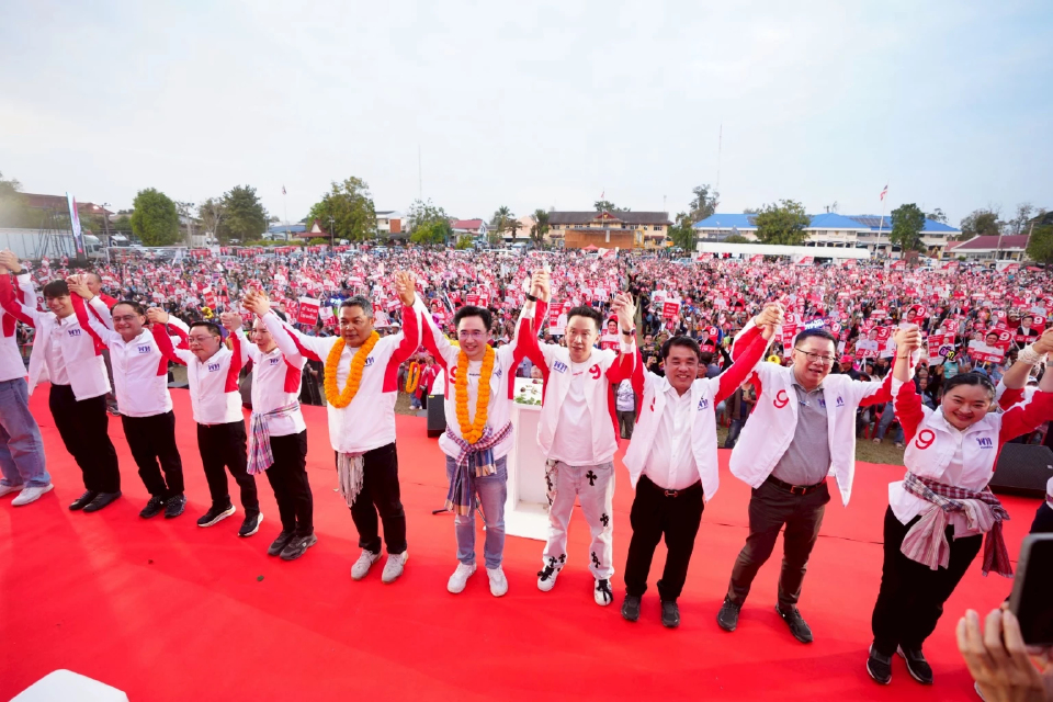 ‘ยศชนัน’ ปลุก พท.แลนด์สไลด์โคราช ชูปลดหนี้ทั้งระบบ-คนไทยไร้จน