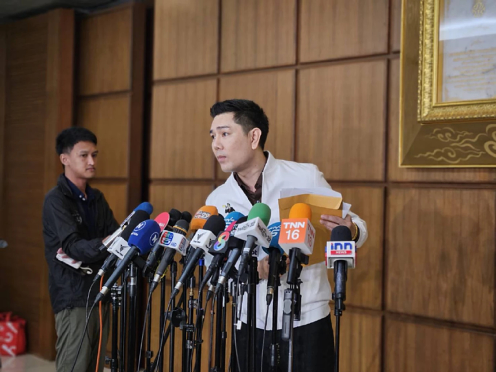 กังขาผู้ตรวจฯถาม กกต.แค่ปมบาร์โค้ด ไม่มีบัตรเขย่ง ลุยยื่นซ้ำ