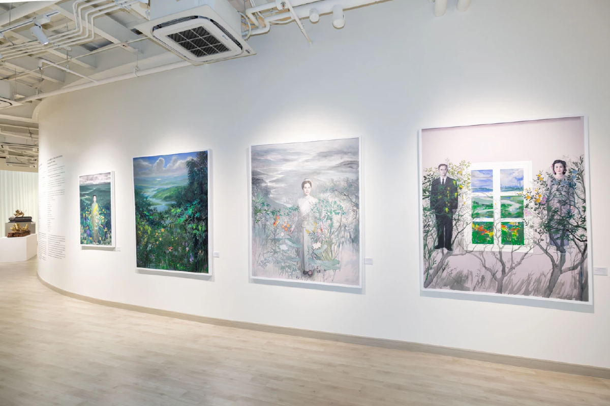 สยามพารากอน จัดนิทรรศการ 'น้อมรำลึกในพระมหากรุณาธิคุณ แห่งสมเด็จพระบรมราชชนนีพันปีหลวง'