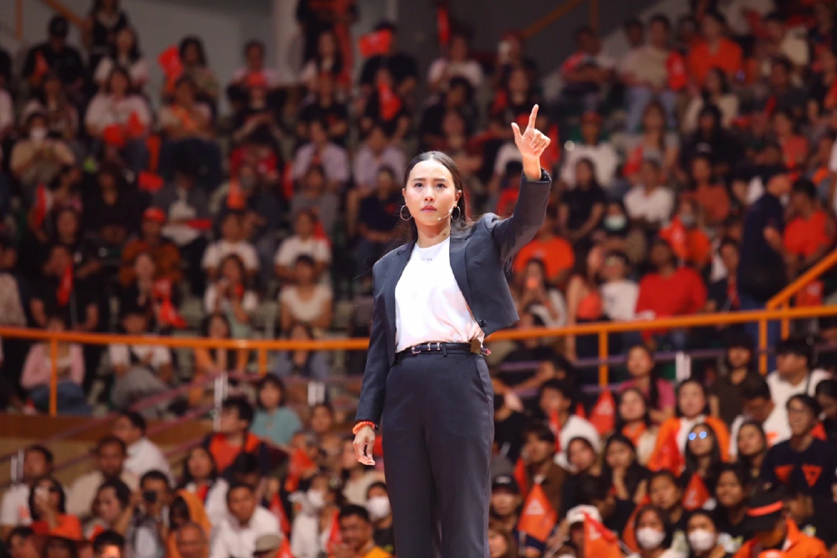 'ไอซ์' ปราศรัยทั้งน้ำตา สาบานถ้าเป็น สส.จะปกป้องความฝัน ปชช.