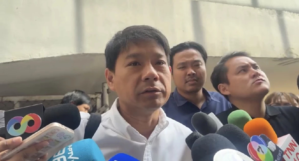 บ่ายนี้ 'เท้ง' นำรถแห่ขอบคุณ 'ส้มเมืองหลวง' จับตาเลขาฯพรรคลาออก