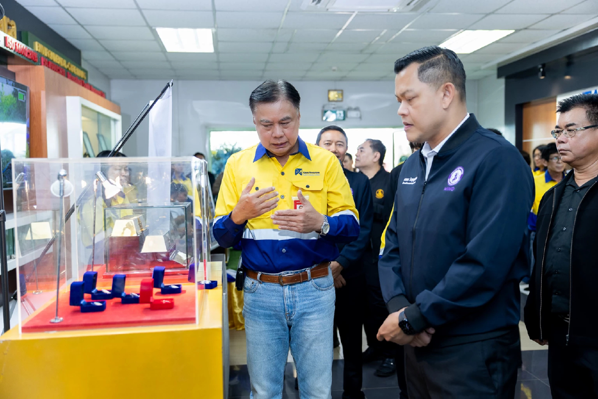 'ธนกร' บุกเหมืองทองอัครา หลังยุติข้อพิพาท กำชับคุมเข้มสิ่งแวดล้อม-ดูแลชุมชน