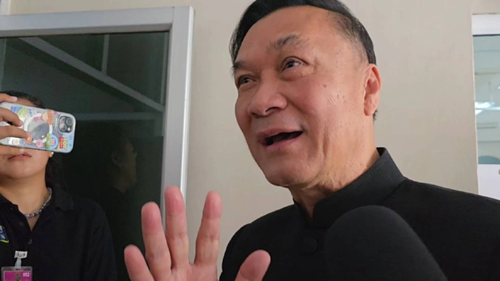 'ทรงศักดิ์' ปัดตอบให้ความเห็นตั้งรัฐบาล โยนเป็นอำนาจ ‘อนุทิน’