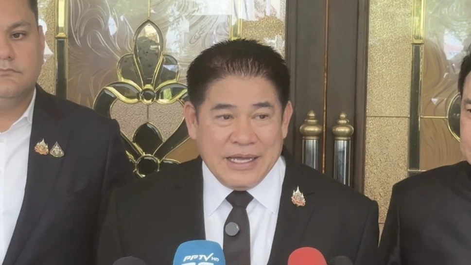 ‘อนุทิน’ เผย คุย ‘กล้าธรรม’ตั้งรัฐบาลแล้ว ‘ธรรมนัส’ ชี้ เร็วไปยังไม่ได้คุย