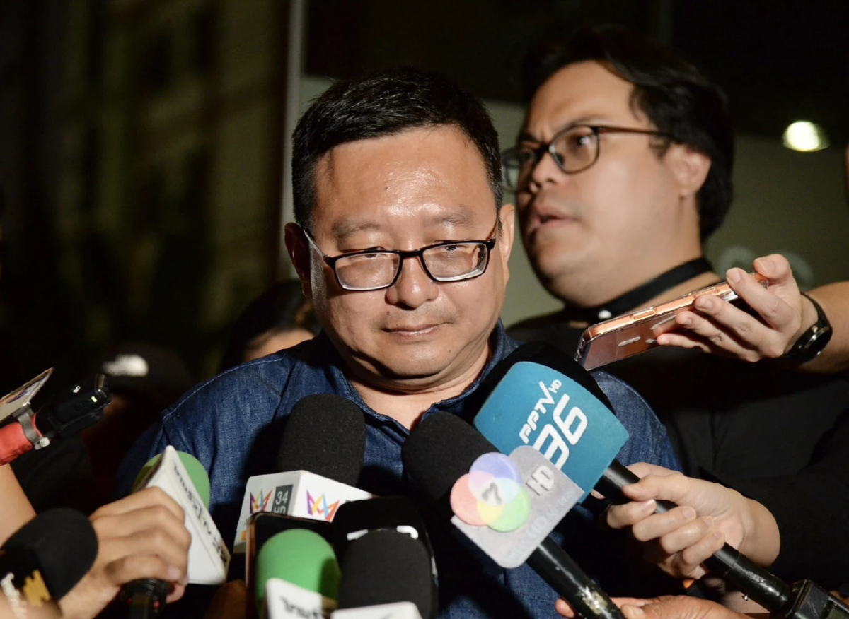 ‘ชัยธวัช’ เดือดซัด กกต.พลาดเพียบ กังขา กปน.พะเยาหย่อนบัตรส้ม