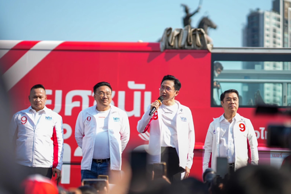 ‘เพื่อไทย’ คิกออฟปล่อยขบวนรถหาเสียงทั่ว กทม.ก่อนปราศรัยใหญ่