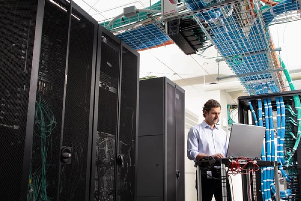 ผ่า '9 เทรนด์' พลิกโฉมโครงสร้างระดับองค์กรยุค AI-Native