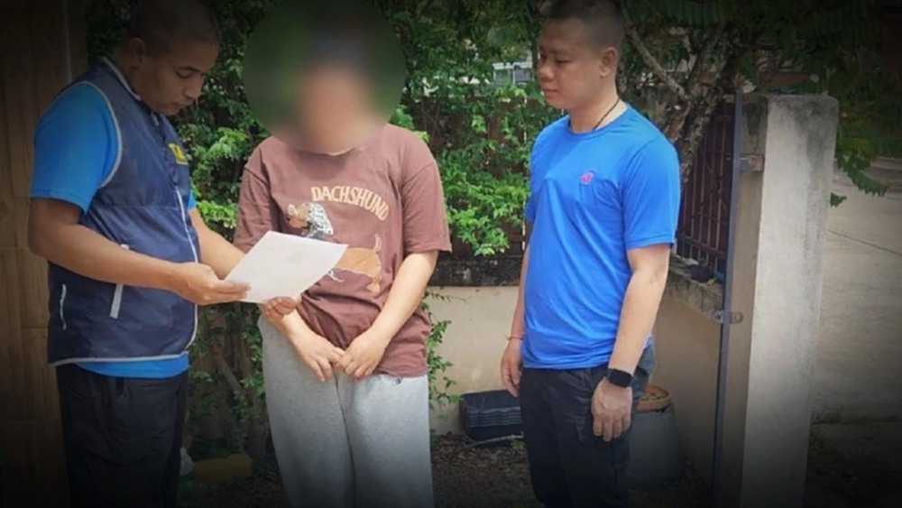 ภัย! แก๊งสี่สาวปล้นคนในห้างดัง กองปราบบุกจับ 1 ที่สุราษฎร์ธานี