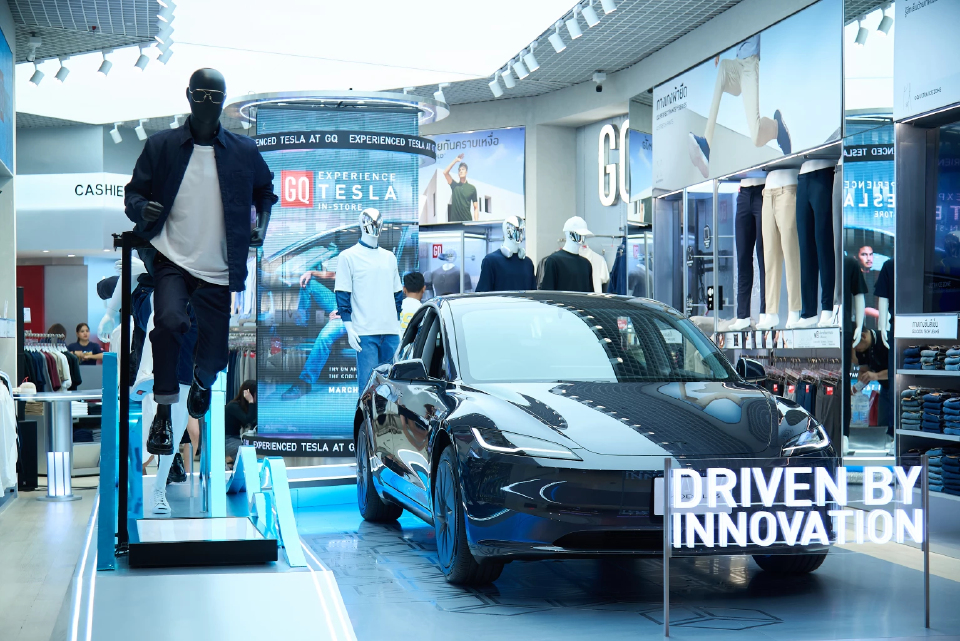 GQ พลิกโฉมสู่ Innovation Lifestyle Space ชวนสัมผัส Tesla Experience ที่เมกาบางนา