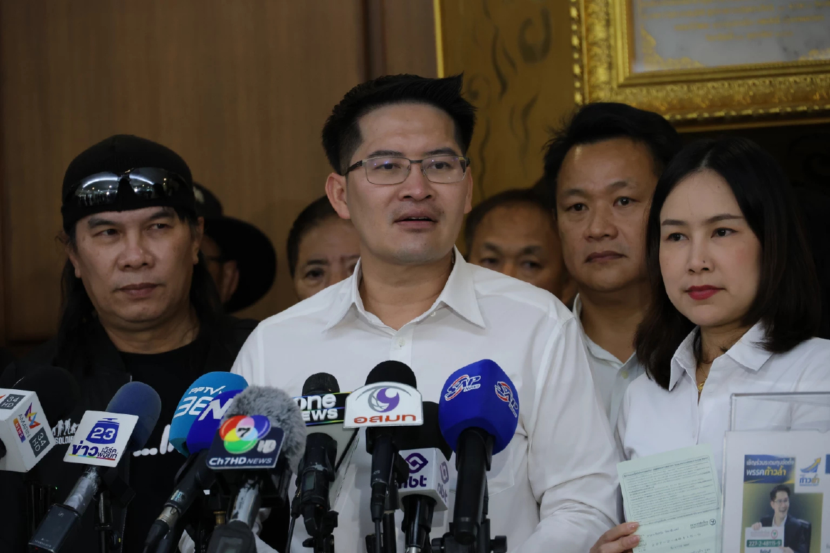 'มงคลกิตติ์' ยื่น กกต.ตั้ง 'พรรคก้าวล้ำ' ยันนโยบายเดิมอยู่ครบ