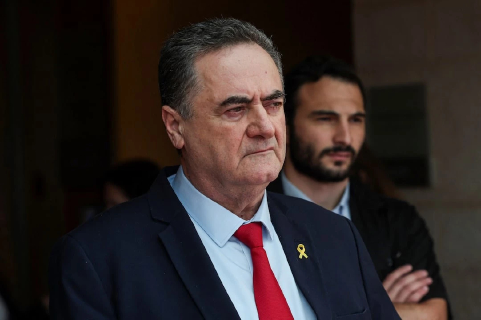 รมว.กลาโหมอิสราเอล ลั่น จะกำจัด 'ใครก็ตาม' ที่เป็นผู้นำอิหร่านต่อจาก 'คาเมเนอี'