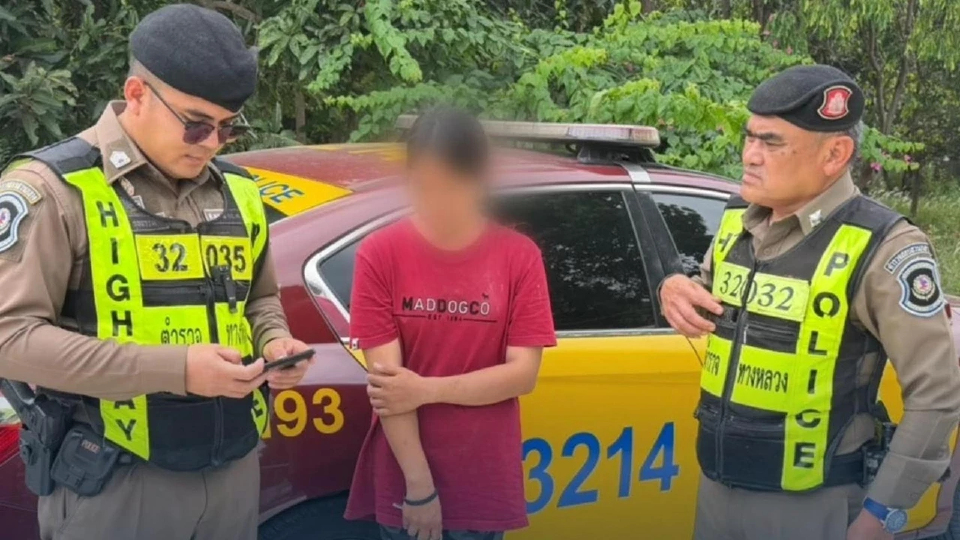 บุกชลบุรีจับสาวแสบ 8 หมายจับ แฉพฤติกรรมเอี่ยวสแกมเมอร์