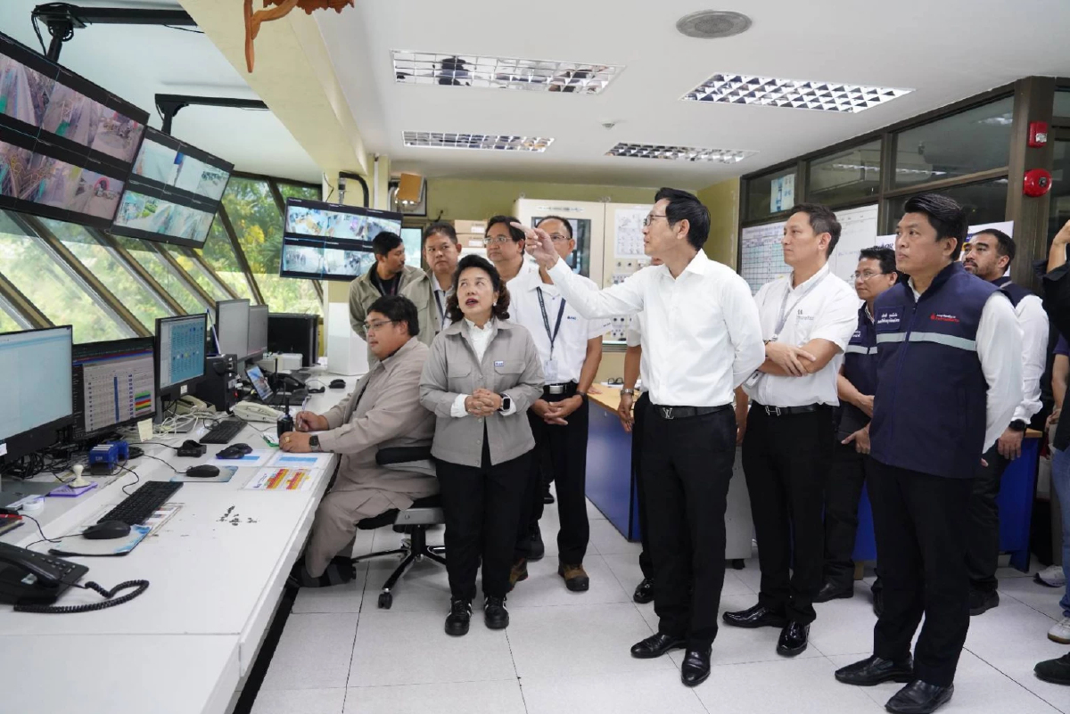 'อรรถพล' ตรวจ 'คลัง-ปั๊มน้ำมัน' ลำลูกกา OR เร่งเพิ่มปริมาณ พร้อมจ่าย 24 ชั่วโมง