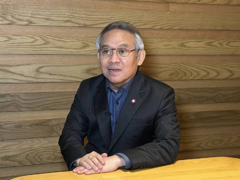 'สุรเดช' แนะ 'รัฐบาล' วางยุทธศาสตร์ ไม่เอนเอียง รับมือเหตุตะวันออกกลาง