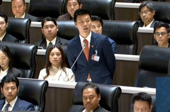 'ณัฐพงษ์' รับวิถี ปชน.พาเป็นฝ่ายค้าน วอนเพื่อนในพรรคเชื่อมั่น