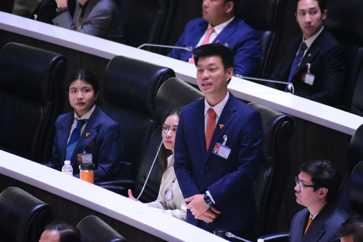 'ณัฐพงษ์' รู้อยู่แล้วมี 'งูเห่า' ซัดคนซื้อทำลายระบบการเมือง