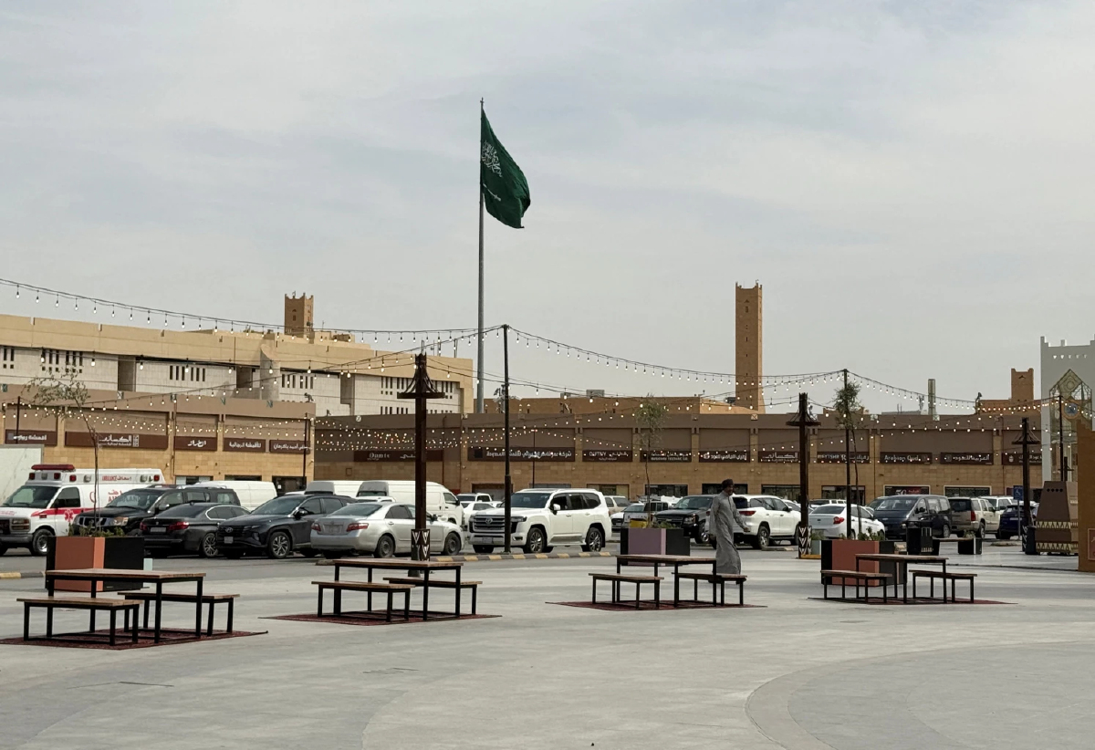 ซาอุดีอาระเบียเตือนอิหร่านจะ พ่ายแพ้หนักสุด หากยังโจมตีต่อ