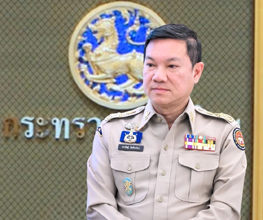 ปลัด มท.ลงนามตั้ง พนง.แก้ไข-ป้องกันภาวะขาดแคลนน้ำมัน