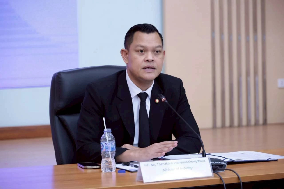 'ธนกร' กางแผนรับวิกฤติพลังงาน เร่งช่วยผู้ประกอบการ ลดต้นทุนอุตสาหกรรม