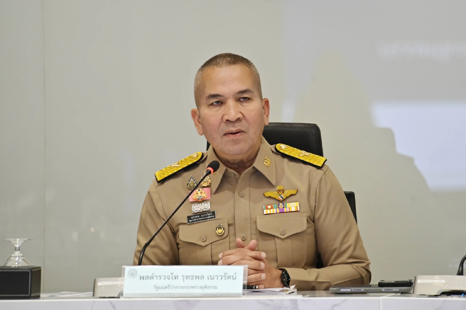 รมว.ยุติธรรม ปัดคอนเฟิร์มพักโทษปล่อย 'ทักษิณ 11 พ.ค. ยันทำตาม กม.