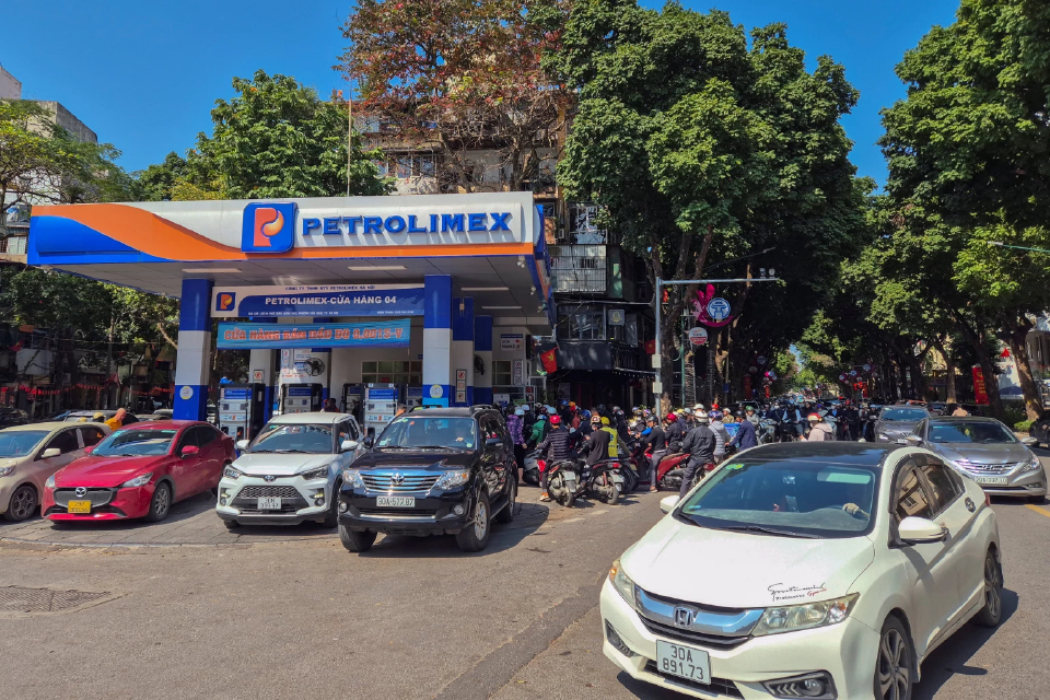 สงครามอิหร่านจุดกระแสทำงาน 4 วันต่อสัปดาห์