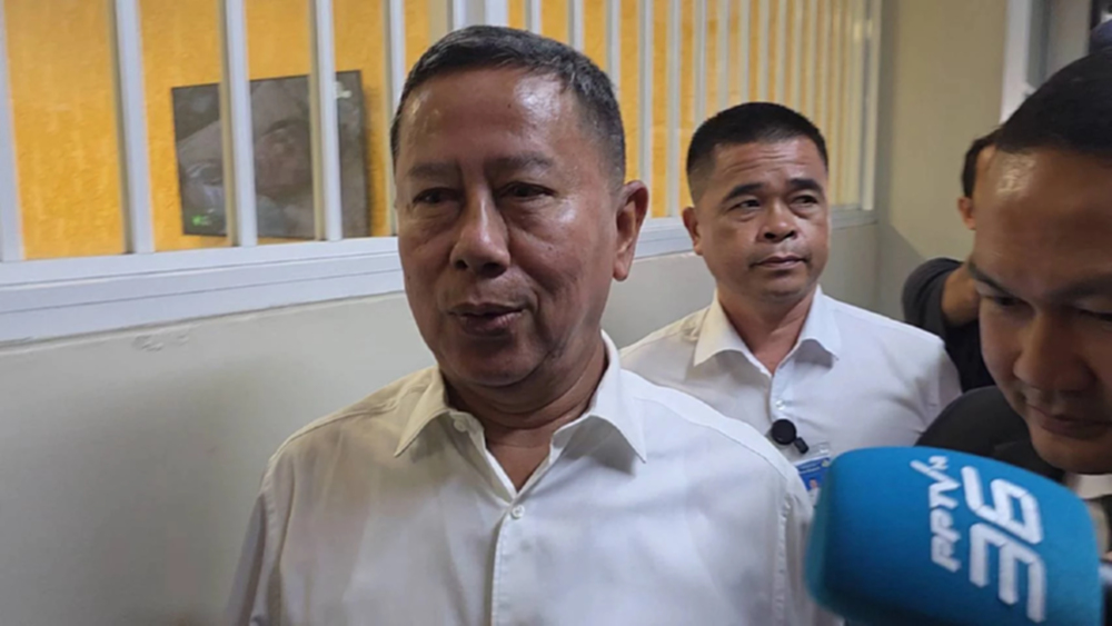 'พล.ท.อดุลย์​'  โบ้ยถาม​ 'อนุทิน​' มีชื่อโผล่นั่ง​ รมว.กลาโหม​