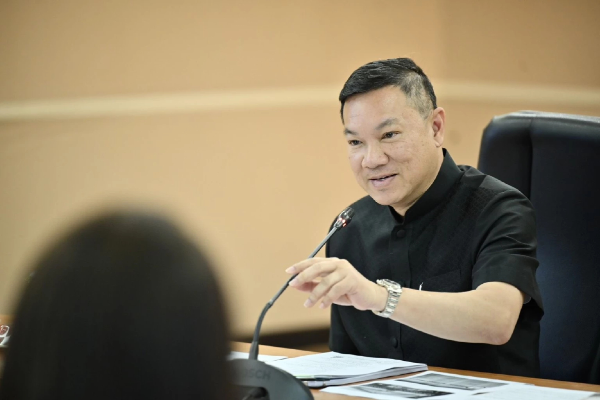 ปลัด มท.ถกผู้บริหาร คลอดแผนรับมือน้ำมันแพง เร่งรัดเบิกจ่ายงบฯ 69