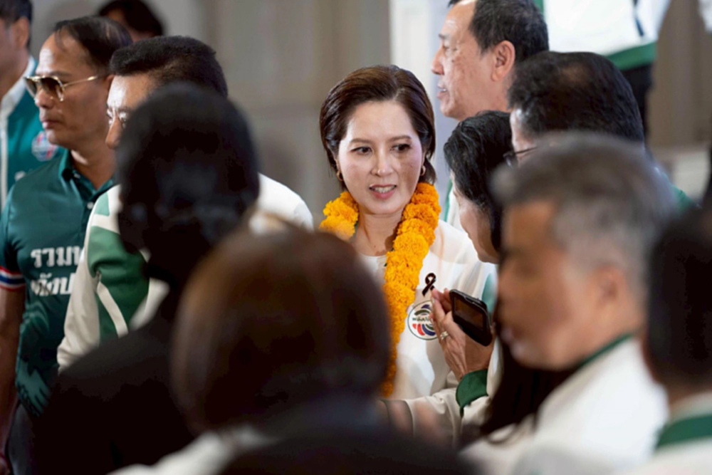 พปชร.ดัน 'ตรีนุช' หัวหน้า ปัดตอบโควตา รมต.รอโหวตนายกฯก่อน