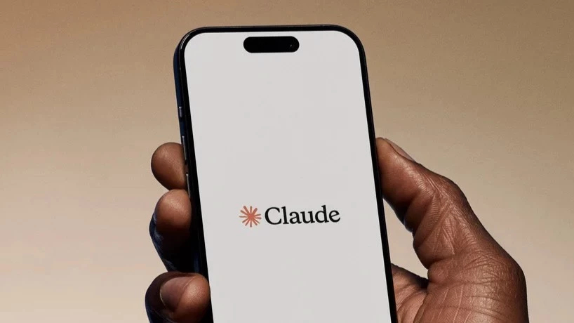 เอไอเริ่ม ‘ใช้คอมแทนคน’ Claude เปิดฟีเจอร์ Computer Use ควบคุม Mac ทั้งเครื่อง