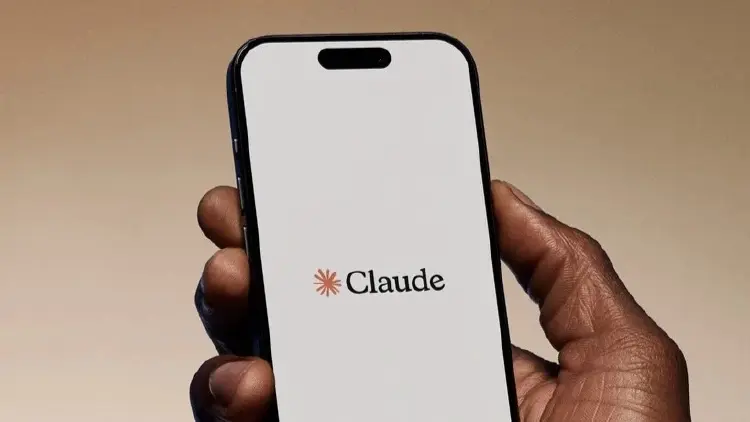 เอไอเริ่ม ‘ใช้คอมแทนคน’ Claude เปิดฟีเจอร์ Computer Use ควบคุม Mac ทั้งเครื่อง