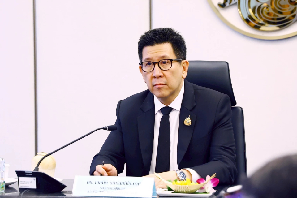 ‘เอกนิติ’ หวั่นสงครามตะวันออกกลางยืดเยื้อ ดันราคาน้ำมันพุ่ง ทุก 10 ดอลลาร์ฉุดจีดีพี 0.2%